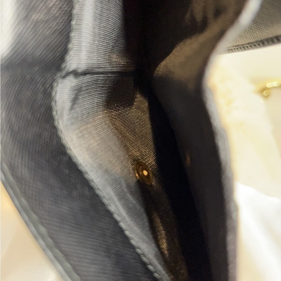 PRADA SAFFIANO LEATHER TRI-FOLD WALLET - Picture 13 of 14